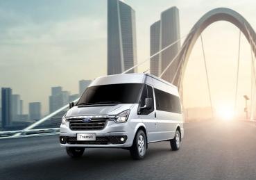 Ford Transit mới 2023: Thiết kế hiện đại và tiện ích